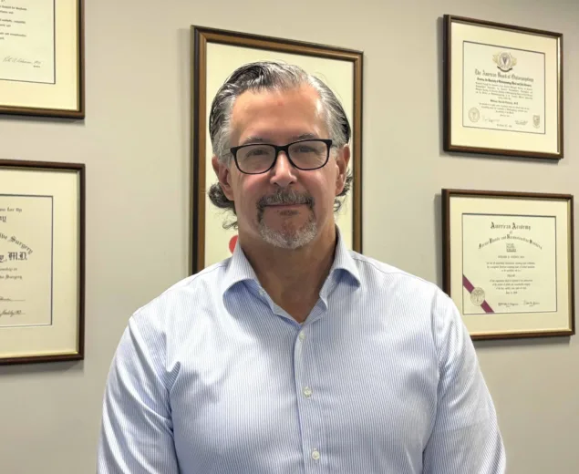 Dr William Lindsey Image