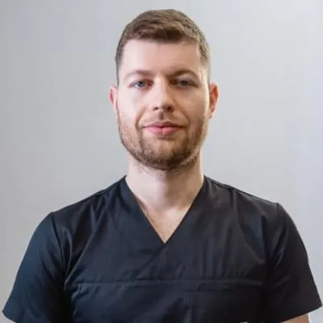 Dr Chris Tsakalos | Transplant Surgeon Image